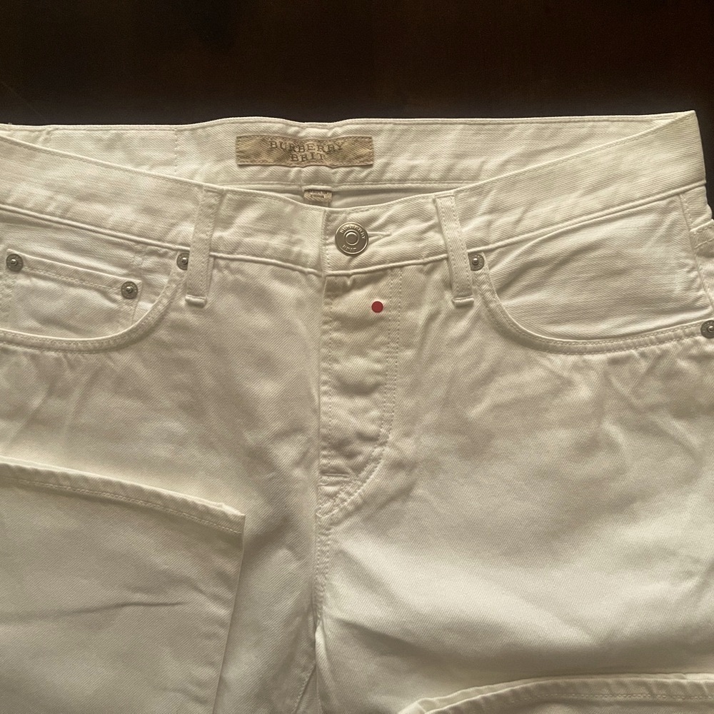 Burberry White Straight Leg Jeans with Seamless Stitching , NWT - Picture 4 of 12